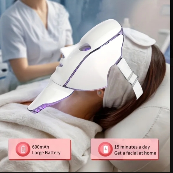 LED Light Therapy Facial Mask With 8 Different Color Lights